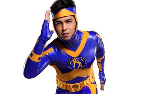 bukol king|Derrick sa suot na costume sa ‘Tsuperhero’: Bukol .